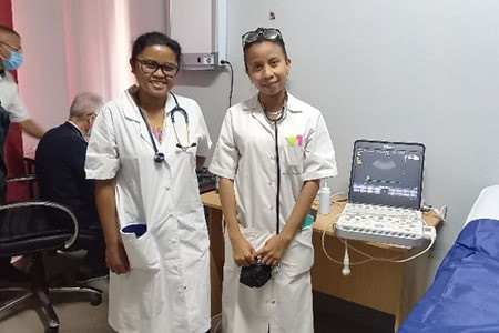 Médecins malgaches formées lors d'une mission de La Chaîne de l'Espoir