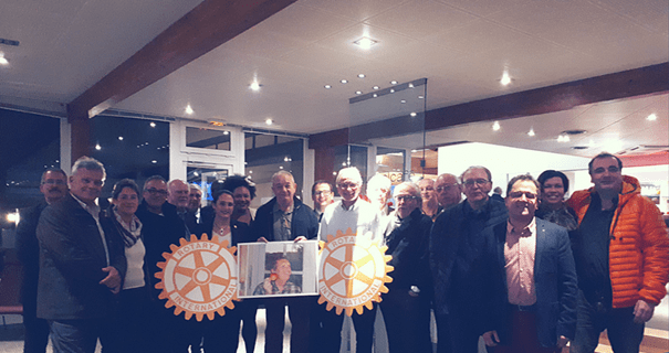 Remise de chèque par le Rotary Club de Dijon