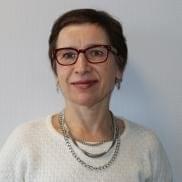 Fabienne, responsable de la relation donateurs à La Chaîne de l'Espoir
