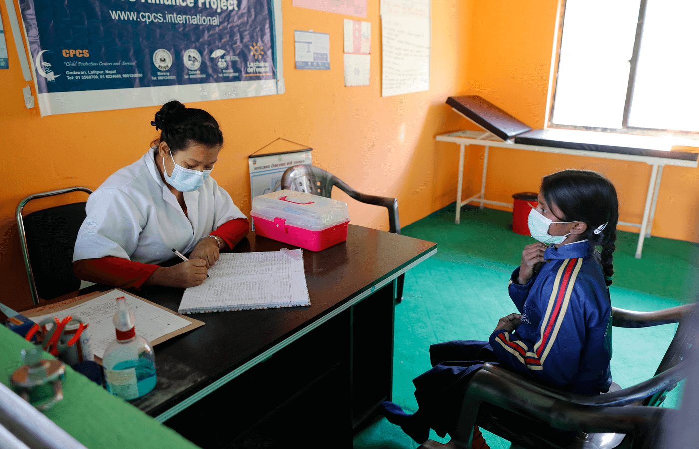 Au Népal, le programme CPCS mène des actions de prévention sur le thème de la santé scolaire.